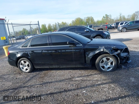 2013 Audi A4 Premium Plus z VIN WAUFFAFL9DN039756, wystawiony jako IAAI lot #42040072 z przebiegiem 68 608 mil mil oraz . Historia ofert i sprzedaży dostępna na DreamBid. Obrazek 13.