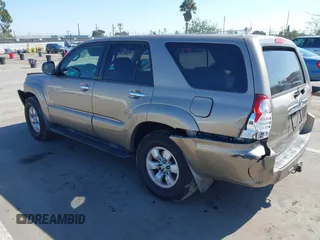 2007 Toyota 4Runner SR5 with VIN JTEZU14R970095027, listed as a IAAI auction lot 41676068 with 212,288 mi miles and . Bid and sale history available at DreamBid. Image 3.