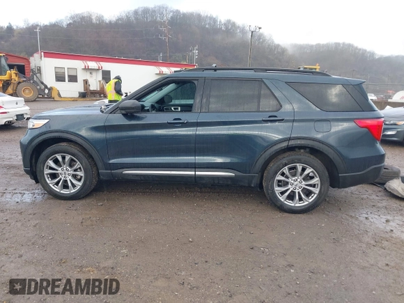 2022 Ford Explorer XLT with VIN 1FMSK8DH9NGC09474, listed as a IAAI auction lot 41913760 with 36,799 mi miles and . Bid and sale history available at DreamBid. Image 15.