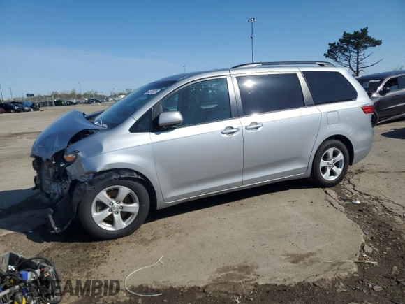 2015 Toyota Sienna LE AAS with VIN 5TDKK3DC9FS637239, listed as a Copart auction lot 54570075 with 181,844 mi miles and Clean Title. Bid and sale history available at DreamBid. Image 1.