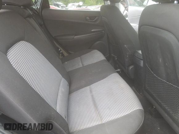 2020 Hyundai Kona SEL with VIN KM8K2CAA7LU531698, listed as a Copart auction lot 49087601 with 27,170 mi miles and . Bid and sale history available at DreamBid. Image 6.