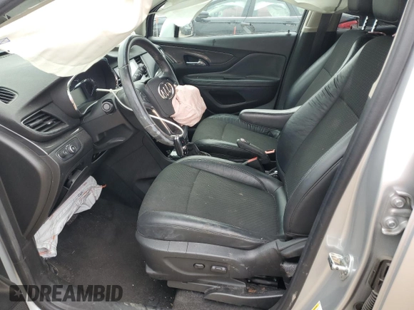 2017 Buick Encore Preferred z VIN KL4CJASB9HB049609, wystawiony jako Copart lot #60712895 z przebiegiem 137 014 mil mil oraz Szkoda całkowita • Salvage title. Historia ofert i sprzedaży dostępna na DreamBid. Obrazek 7.