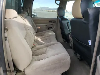 2003 Chevrolet Silverado 2500HD LS with VIN 1GCHK23153F103719, listed as a Copart auction lot 44650925 with 163,893 mi miles and Salvage Title. Bid and sale history available at carsss.com. Image 10.