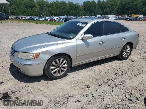 2008 Hyundai Azera Limited с VIN KMHFC46F98A303977, выставлен на аукционе Copart как лот 62328645 с пробегом 220 663 миль миль и Списание • Salvage title. История ставок и продаж доступна на DreamBid. Изображение 1.