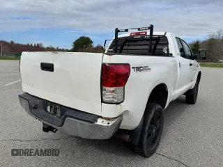 2008 Toyota Tundra с VIN 5TBBV54128S516419, выставлен на аукционе Copart как лот 58626905 с пробегом 190 891 миль миль и Чистый • Clean title. История ставок и продаж доступна на DreamBid. Изображение 4.