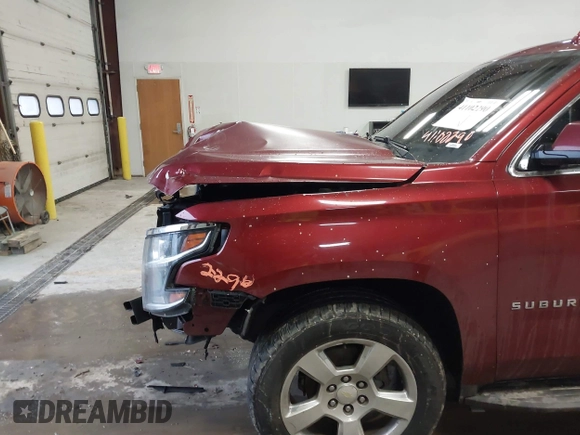 2016 Chevrolet Suburban LT with VIN 1GNSCHKC1GR388469, listed as a IAAI auction lot 41102290 with Not Provided miles. Bid and sale history available at carsss.com. Image 6.