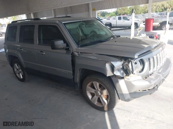 2015 Jeep Patriot Sport with VIN 1C4NJPBB9FD263597, listed as a IAAI auction lot 41512754 with 177,480 mi miles. Bid and sale history available at carsss.com. Image 1.
