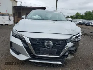 2021 Nissan Sentra SV with VIN 3N1AB8CV6MY288481, listed as a Copart auction lot 59958195 with 33,644 mi miles and Salvage title. Bid and sale history available at DreamBid. Image 5.