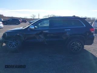 2018 Jeep Grand Cherokee Limited with VIN 1C4RJFBG2JC298164, listed as a IAAI auction lot 41843502 with 67,482 mi miles and . Bid and sale history available at DreamBid. Image 15.