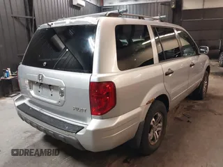 2005 Honda Pilot EX with VIN 5FNYF18465B031034, listed as a IAAI auction lot 41925858 with 194,211 mi miles and . Bid and sale history available at DreamBid. Image 4.