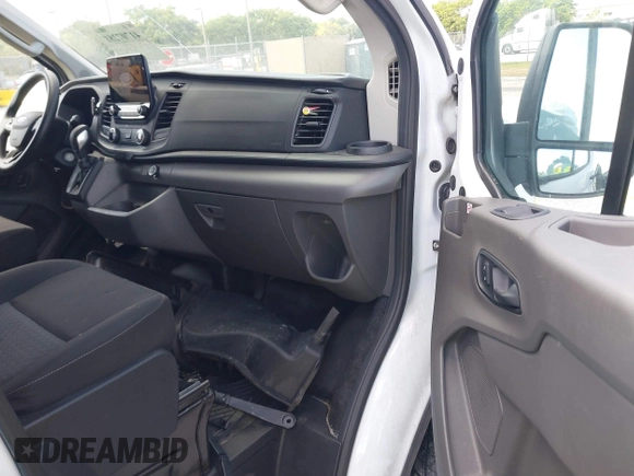 2020 Ford Transit Cargo with VIN 1FTYE1Y8XLKB80973, listed as a IAAI auction lot 41707281 with 112,721 mi miles and . Bid and sale history available at DreamBid. Image 5.