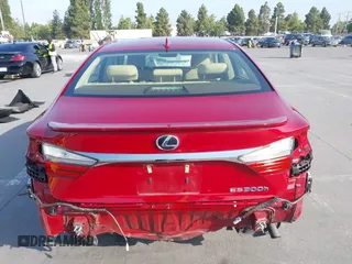 2018 Lexus ES 300h z VIN JTHBW1GG5J2193461, wystawiony jako IAAI lot #42370795 z przebiegiem 85 658 mil mil oraz . Historia ofert i sprzedaży dostępna na DreamBid. Obrazek 17.