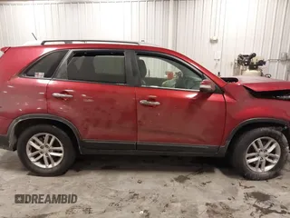 2014 Kia Sorento LX with VIN 5XYKT3A6XEG492008, listed as a IAAI auction lot 41559353 with 231,259 mi miles. Bid and sale history available at carsss.com. Image 13.