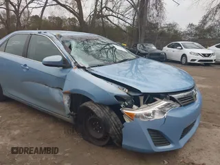 2012 Toyota Camry L with VIN 4T1BF1FK7CU598263, listed as a IAAI auction lot 41475685 with 192,406 mi miles. Bid and sale history available at carsss.com. Image 6.