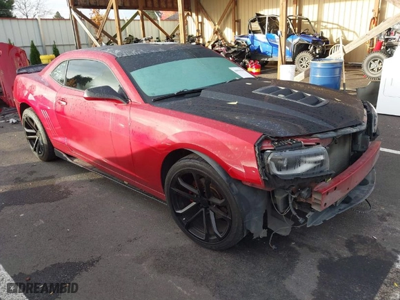 2015 Chevrolet Camaro LS with VIN 2G1FA1E30F9177672, listed as a IAAI auction lot 40694196 with 113535 miles. Bid and sale history available at carsss.com. Image 1.