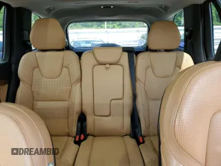 2016 Volvo XC90 T6 Inscription z VIN YV4A22PL4G1027827, wystawiony jako Copart lot #56332285 z przebiegiem 140 281 mil mil oraz Szkoda całkowita • Salvage title. Historia ofert i sprzedaży dostępna na DreamBid. Obrazek 10.