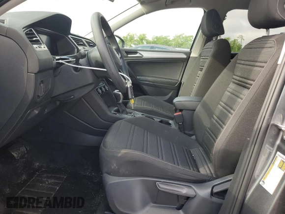 2022 Volkswagen Tiguan S with VIN 3VV0B7AX7NM173857, listed as a Copart auction lot 58382565 with 14,586 mi miles and Salvage title. Bid and sale history available at DreamBid. Image 7.