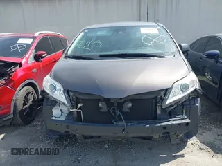 2018 Toyota Sienna L with VIN 5TDZZ3DC0JS965524, listed as a IAAI auction lot 41608423 with 63,815 mi miles and . Bid and sale history available at DreamBid. Image 13.