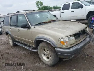 2000 Ford Explorer XLT with VIN 1FMZU73E0YZB16989, listed as a IAAI auction lot 41784400 with Not Provided miles and . Bid and sale history available at DreamBid. Image 1.