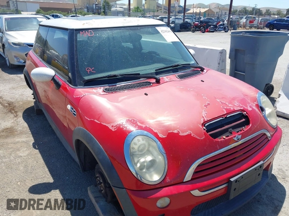 2005 MINI Hardtop S with VIN WMWRE33535TL12429, listed as a IAAI auction lot 42162496 with 176,573 mi miles and . Bid and sale history available at DreamBid. Image 6.