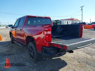 2021 Chevrolet Silverado 1500 LT Trail Boss with VIN 1GCPYFED3MZ381916, listed as a IAAI auction lot 42032978 with 20,734 mi miles and . Bid and sale history available at DreamBid. Image 3.