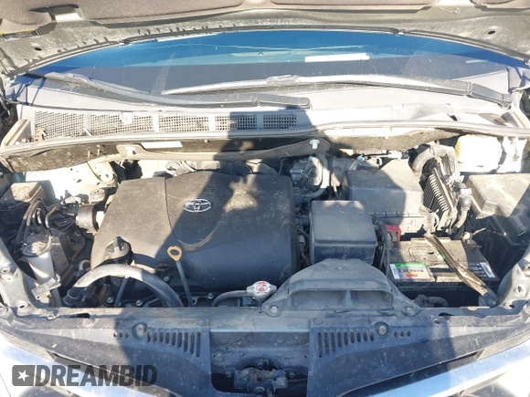 2018 Toyota Sienna LE Auto Access Seat with VIN 5TDKZ3DC5JS932357, listed as a IAAI auction lot 41332285 with 120,559 mi miles. Bid and sale history available at carsss.com. Image 10.