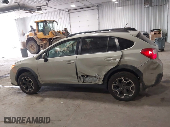 2015 Subaru XV Crosstrek Limited with VIN JF2GPAPC8FH277085, listed as a IAAI auction lot 41938913 with 124,159 mi miles. Bid and sale history available at carsss.com. Image 14.