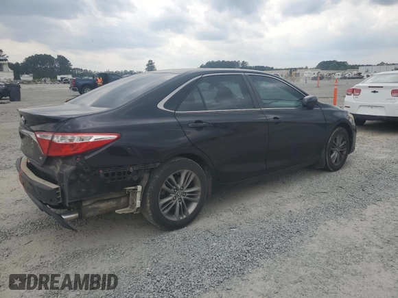 2015 Toyota Camry XLE with VIN 4T1BF1FK4FU957377, listed as a Copart auction lot 52717165 with 214,080 mi miles and Salvage Title. Bid and sale history available at carsss.com. Image 3.