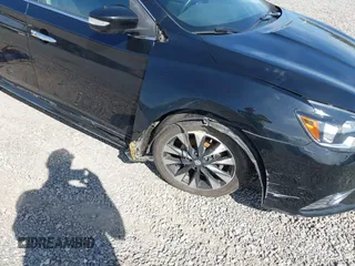 2019 Nissan Sentra SV z VIN 3N1AB7AP4KY339553, wystawiony jako IAAI lot #41932512 z przebiegiem 85 320 mil mil oraz . Historia ofert i sprzedaży dostępna na DreamBid. Obrazek 6.