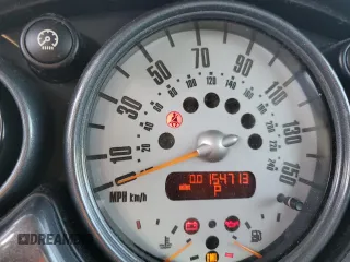 2004 MINI Hardtop with VIN WMWRC33474TJ53569, listed as a Copart auction lot 72429454 with 154,713 mi miles and Salvage Title. Bid and sale history available at DreamBid. Image 9.