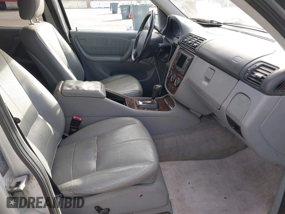 2003 Mercedes-Benz M 350 with VIN 4JGAB57EX3A435535, listed as a IAAI auction lot 42099551 with 205,226 mi miles and . Bid and sale history available at DreamBid. Image 5.