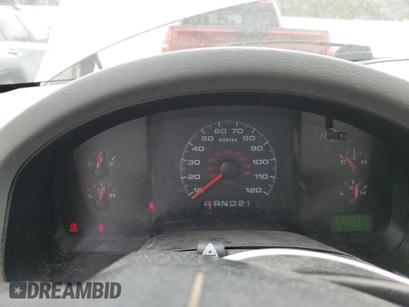 2007 Ford F-150 STX with VIN 1FTRX14W97FA82034, listed as a Copart auction lot 54913325 with 227,290 mi miles and Non repairable. Bid and sale history available at DreamBid. Image 9.