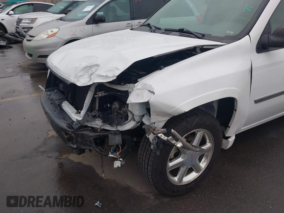 2008 GMC Envoy SLE2 with VIN 1GKDT13S482144358, listed as a IAAI auction lot 41797841 with 123,287 mi miles. Bid and sale history available at carsss.com. Image 6.