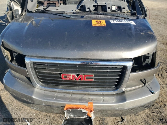 2007 GMC Savana Cargo Van YF7 Upfitter with VIN 1GDFH15T371201662, listed as a Copart auction lot 77485104 with 0 mi miles and Non Repairable. Bid and sale history available at carsss.com. Image 12.