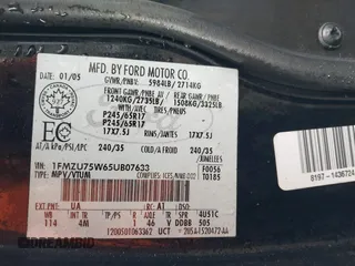 2005 Ford Explorer Limited z VIN 1FMZU75W65UB07633, wystawiony jako IAAI lot #41727802 z przebiegiem 211 202 mil mil oraz . Historia ofert i sprzedaży dostępna na DreamBid. Obrazek 9.
