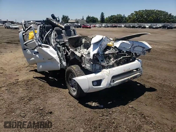2015 Toyota Tacoma PreRunner z VIN 3TMKU4HNXFM045067, wystawiony jako Copart lot #47186931 z przebiegiem Nie podano mil oraz Szkoda całkowita • Salvage title. Historia ofert i sprzedaży dostępna na DreamBid. Obrazek 11.