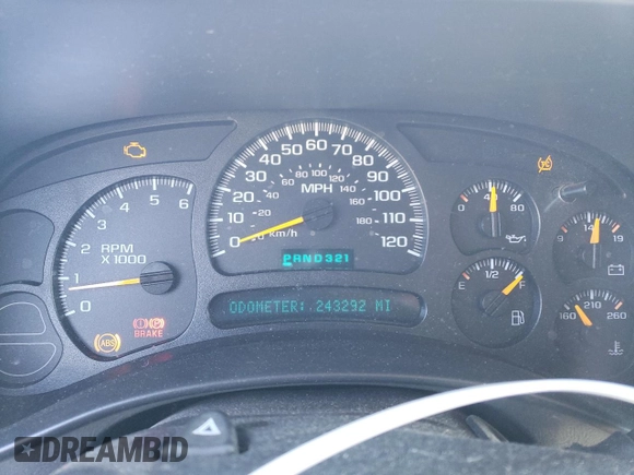 2004 GMC Yukon SLT z VIN 1GKEC13T64R286726, wystawiony jako Copart lot #52852365 z przebiegiem 243 292 mil mil oraz Czysty tytuł • Clean title. Historia ofert i sprzedaży dostępna na DreamBid. Obrazek 9.