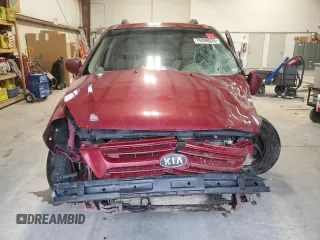 2008 Kia Sedona LX with VIN KNDMB233386235871, listed as a Copart auction lot 70498524 with 0 mi miles and Salvage Title. Bid and sale history available at carsss.com. Image 5.