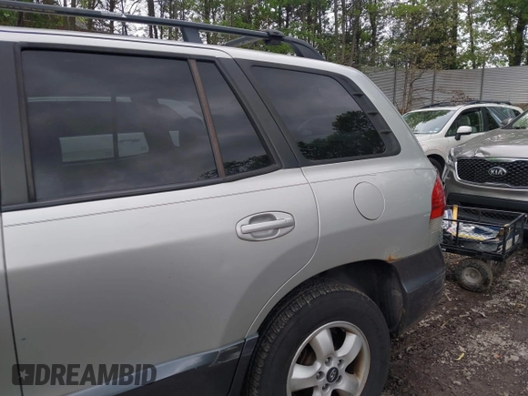 2006 Hyundai Santa Fe GLS with VIN KM8SC13D56U071213, listed as a IAAI auction lot 42239720 with 155,106 mi miles and . Bid and sale history available at DreamBid. Image 15.
