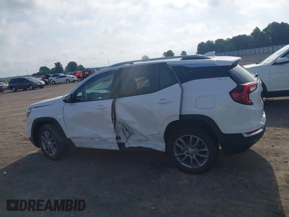 2024 GMC Terrain SLT with VIN 3GKALVEG4RL389065, listed as a IAAI auction lot 42247554 with 9,732 mi miles and . Bid and sale history available at DreamBid. Image 13.