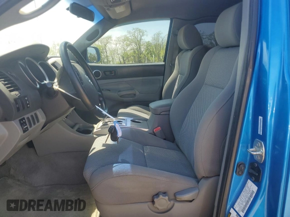 2008 Toyota Tacoma with VIN 5TEUU42N38Z571192, listed as a Copart auction lot 53450395 with 105,683 mi miles and Salvage Title. Bid and sale history available at DreamBid. Image 7.