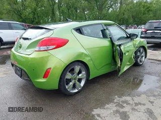 2012 Hyundai Veloster w/Gray Int with VIN KMHTC6AD6CU082432, listed as a IAAI auction lot 42121082 with 153,487 mi miles and . Bid and sale history available at DreamBid. Image 4.