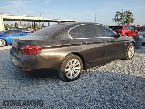 2014 BMW 5 Series 528i z VIN WBA5A5C5XED500347, wystawiony jako Copart lot #58215215 z przebiegiem 205 748 mil mil oraz Szkoda całkowita • Salvage title. Historia ofert i sprzedaży dostępna na DreamBid. Obrazek 3.