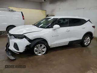 2022 Chevrolet Blazer LT z VIN 3GNKBHR47NS120554, wystawiony jako Copart lot #56694785 z przebiegiem 64 047 mil mil oraz Szkoda całkowita • Salvage title. Historia ofert i sprzedaży dostępna na DreamBid. Obrazek 1.