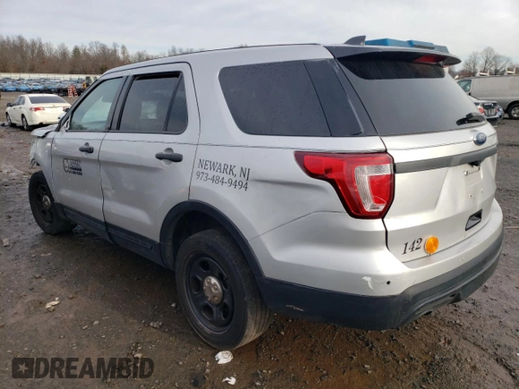 2019 Ford Police Interceptor Utility z VIN 1FM5K8AR3KGA29722, wystawiony jako Copart lot #78384523 z przebiegiem Nie podano mil oraz Szkoda całkowita • Salvage title. Historia ofert i sprzedaży dostępna na DreamBid. Obrazek 2.