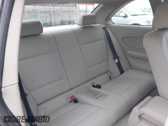 2009 BMW 1 Series 128i with VIN WBAUP93529VF48722, listed as a IAAI auction lot 42274781 with 108,528 mi miles and . Bid and sale history available at DreamBid. Image 8.
