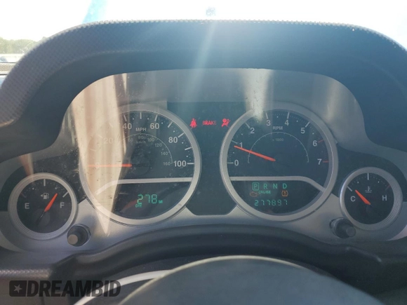 2010 Jeep Wrangler Sport с VIN 1J4AA2D12AL169186, выставлен на аукционе Copart как лот 57546115 с пробегом 277 897 миль миль и Списание • Salvage title. История ставок и продаж доступна на DreamBid. Изображение 9.