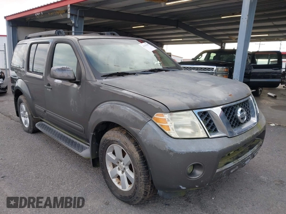 2008 Nissan Pathfinder S with VIN 5N1AR18U98C631956, listed as a IAAI auction lot 41193987 with 172,596 mi miles. Bid and sale history available at carsss.com. Image 1.