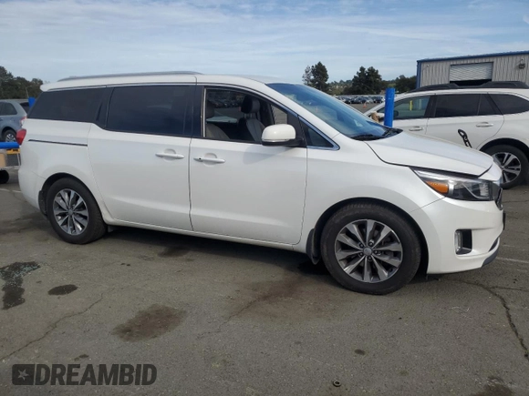 2016 Kia Sedona SX with VIN KNDMC5C16G6185902, listed as a Copart auction lot 53005185 with 102,985 mi miles and Clean Title. Bid and sale history available at carsss.com. Image 4.