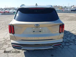 2021 Kia Sorento EX z VIN 5XYRH4LF2MG011475, wystawiony jako IAAI lot #41990875 z przebiegiem 45 843 mil mil oraz . Historia ofert i sprzedaży dostępna na DreamBid. Obrazek 16.
